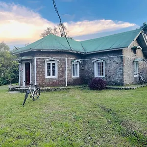 https://thottom-stays-private-bungalow.kerala-hotels.net